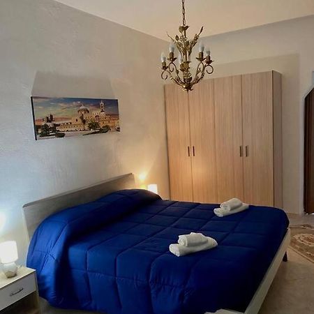 Apartamento Al Vicolo Palermo Exterior foto