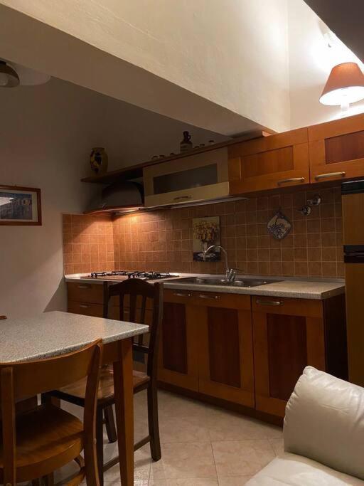 Apartamento Al Vicolo Palermo Exterior foto